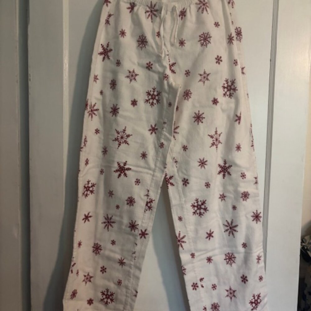 Plow & Hearth Pajama Pants. New without tags